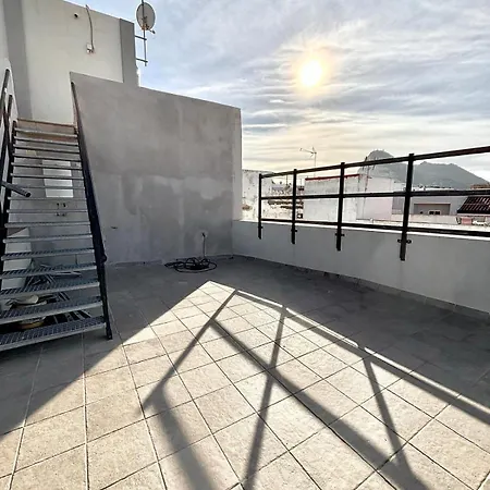 Estudio Con Terraza En La Linea Centro Studio103 * La Linea de la Concepcion
